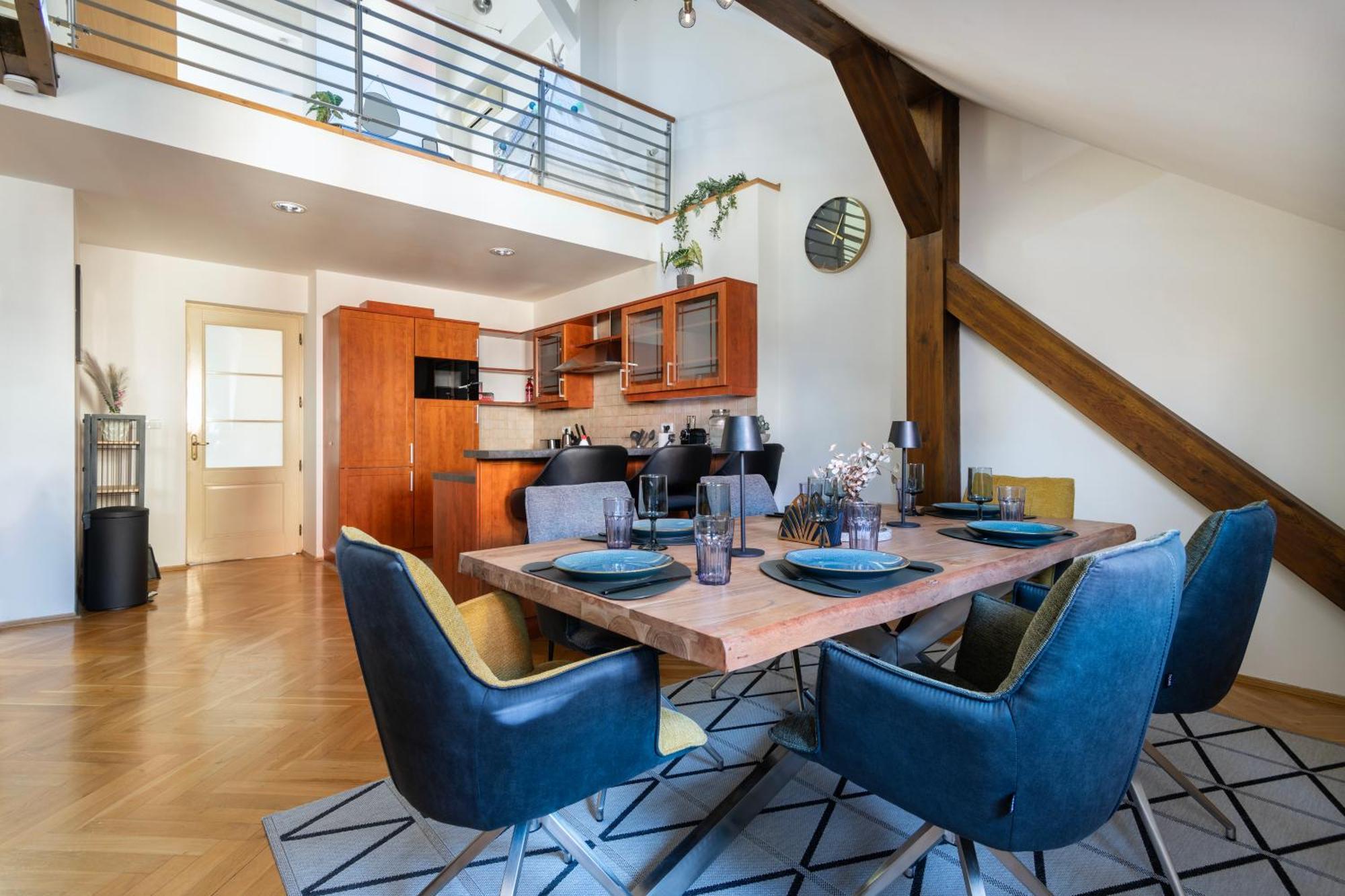 Duplex 165m2 With Views Only 30 Seconds To Charles Bridge Daire